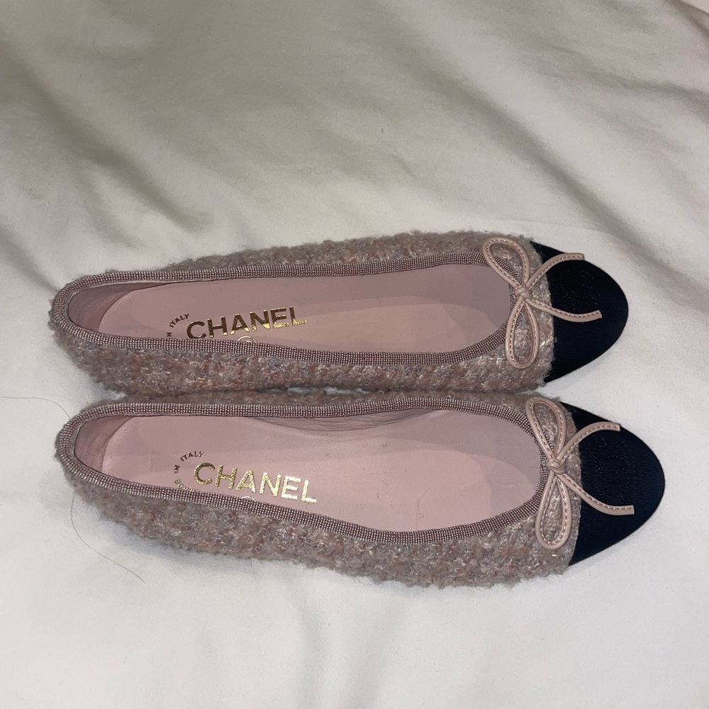 Chanel Women's Pink and Black Ballet Flats